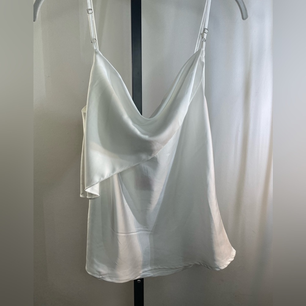 NWT Know One Cares || Asymmetric Rosette Camisole in red Satin Nordstroms XS/S - Picture 5 of 9